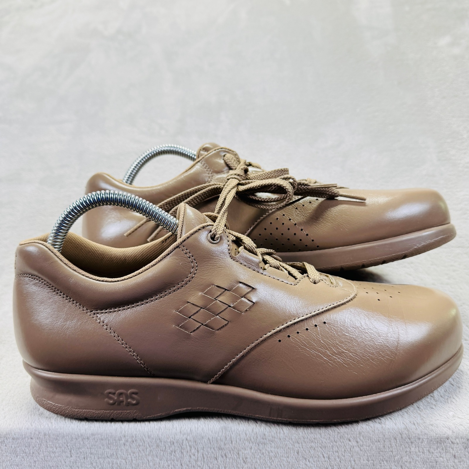 Sas Shoe Women 10m Free Time Sneaker Comfort Walking Leather Lace Up Mocha Beige